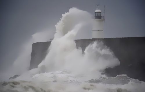 英法海底電纜遭颶風破壞 或引發電力危機